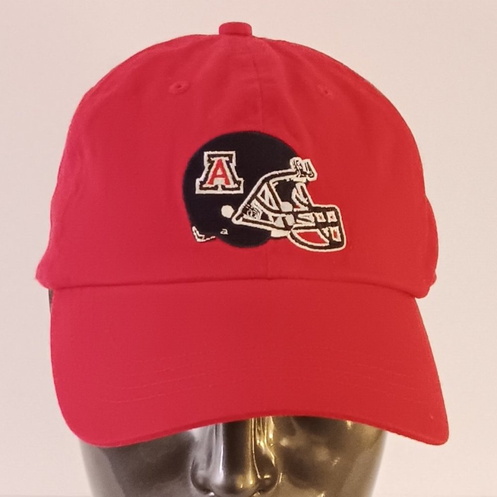UNIVERSITY OF ARIZONA FOOTBALL TEAM HAT - ADJUSTABLE - RED